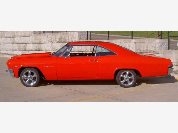 Thumbnail Photo undefined for 1965 Chevrolet Impala SS